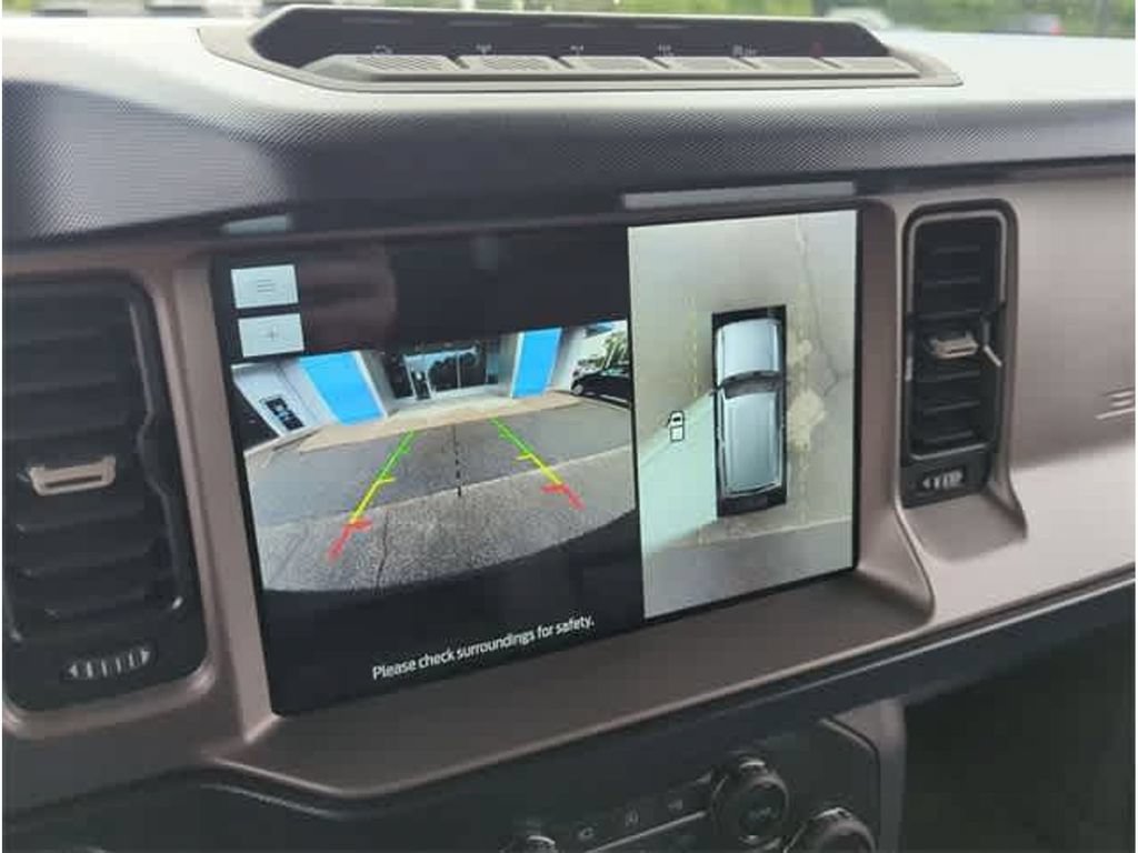 Used 2021 Ford Bronco First Edition AWD/4WD image 15