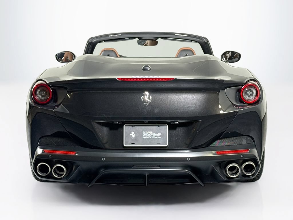 Used 2020 Ferrari Portofino RWD image 8