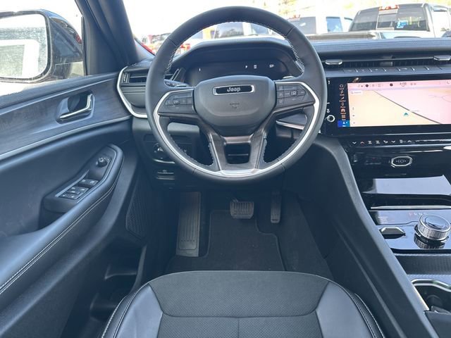 New 2026 Jeep Grand Cherokee Altitude AWD/4WD image 13