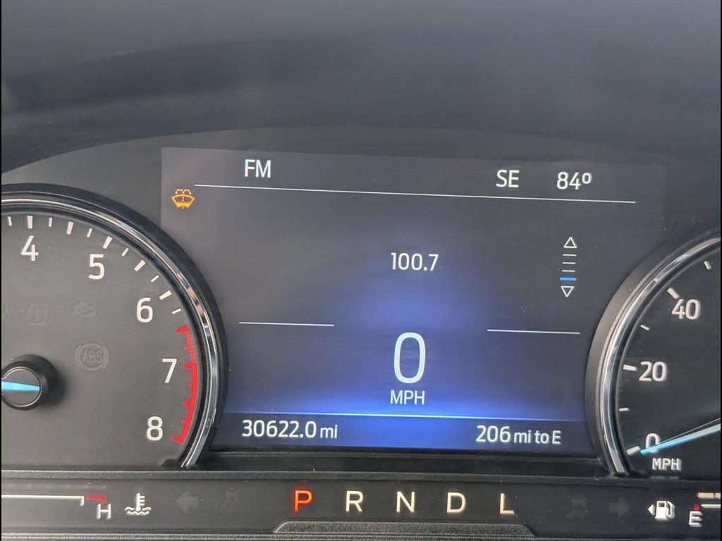 Used 2022 Ford Explorer XLT w/ Equipment Group 202A AWD/4WD image 10