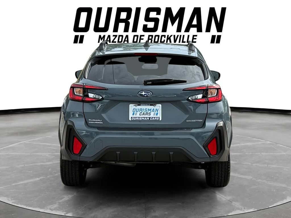 Used 2024 Subaru Crosstrek 2.0i Premium AWD/4WD image 5