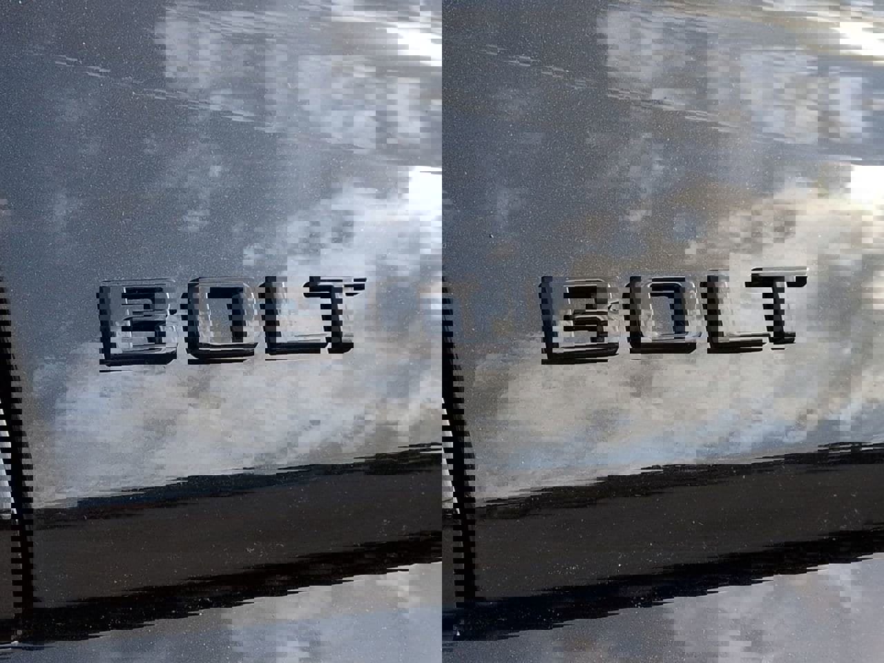 New 2027 Chevrolet Bolt LT image 7