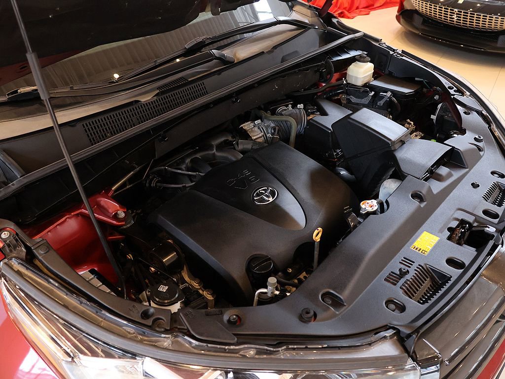 Used 2018 Toyota Highlander SE w/ Protection Package #3 AWD/4WD image 44