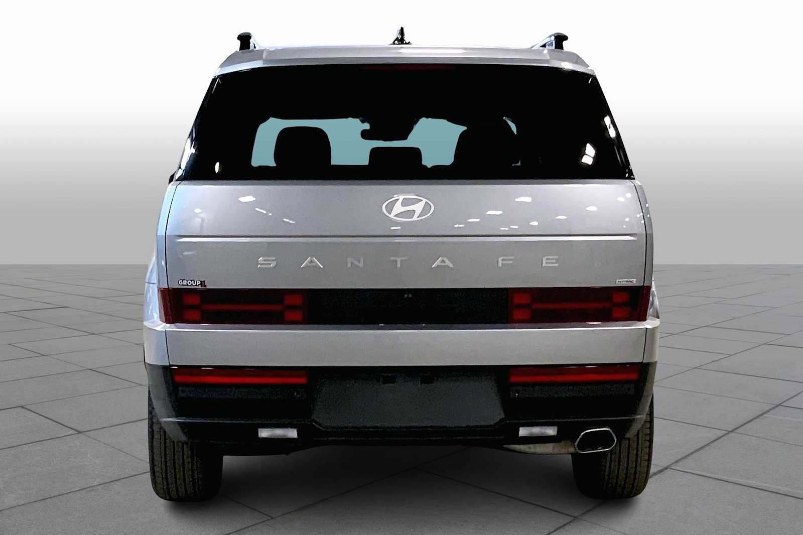 Used 2024 Hyundai Santa Fe SEL image 4