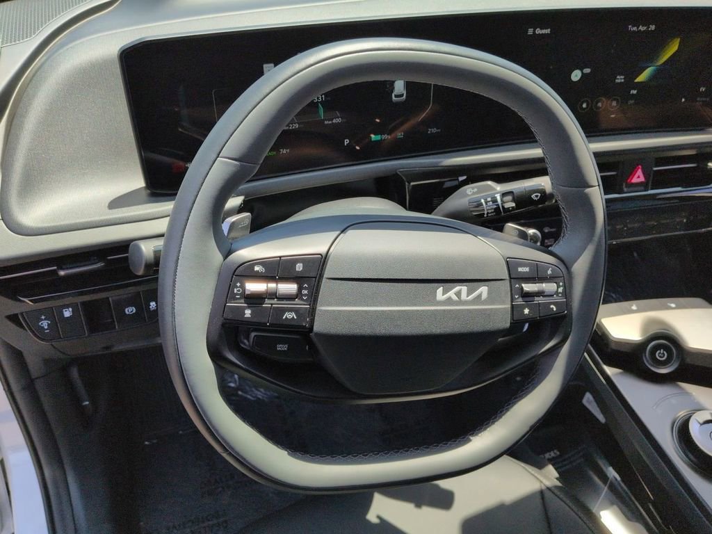New 2025 Kia EV6 Light RWD image 11