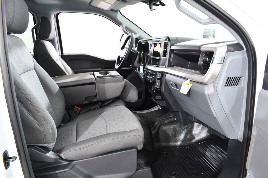 New 2026 Ford F350 XL w/ XL Driver Assist Package image 10