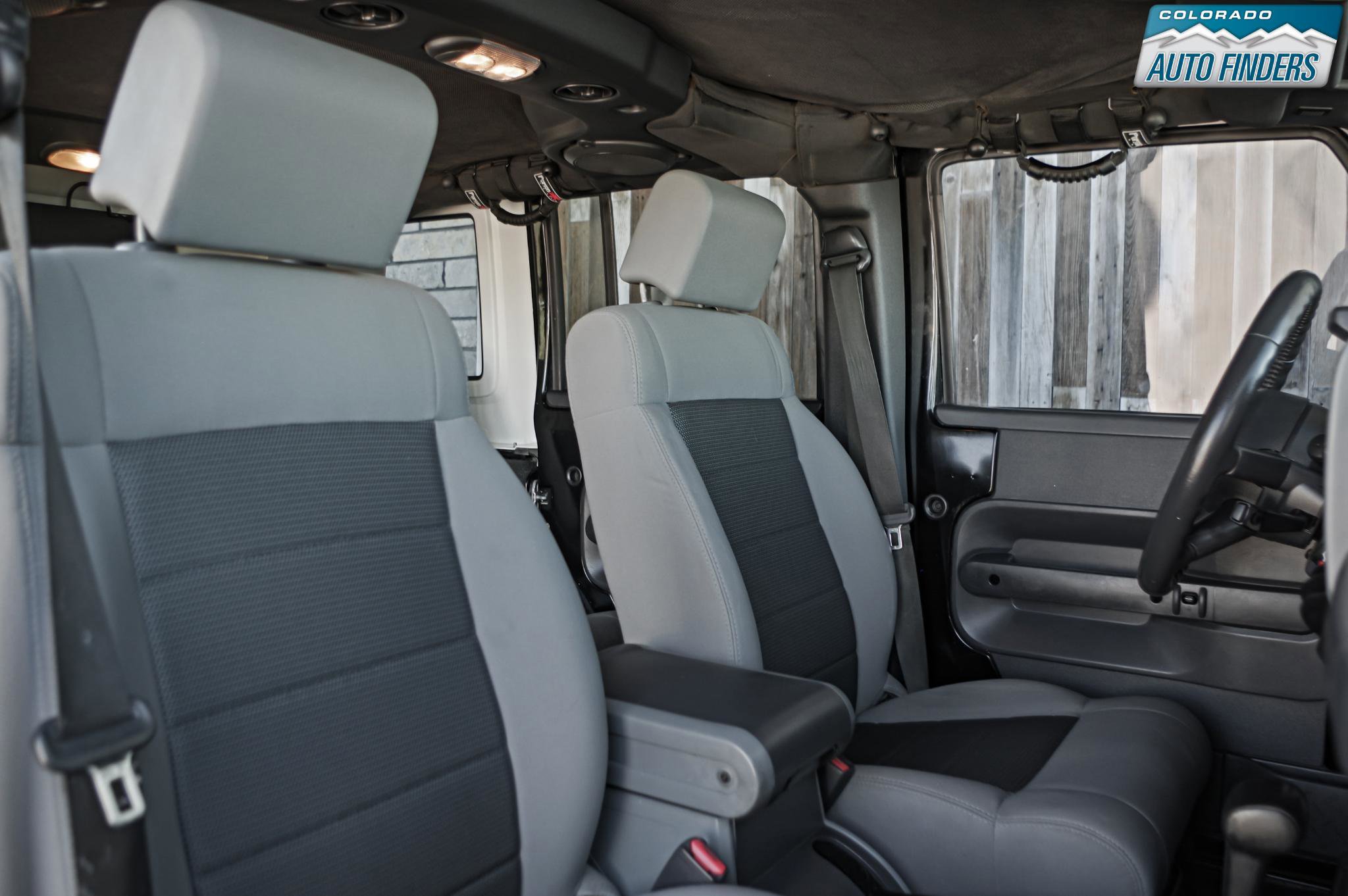 Used 2010 Jeep Wrangler Unlimited Rubicon w/ Dual Top Group image 20