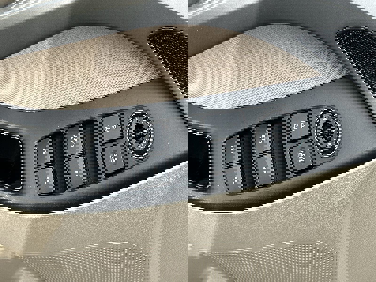 Used 2015 Hyundai Elantra SE w/ Option Group 02 image 31