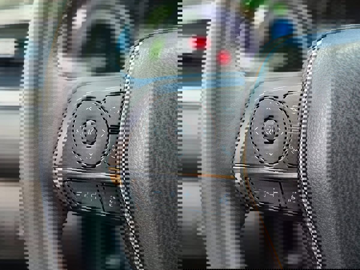 Used 2018 Toyota Camry XLE image 30