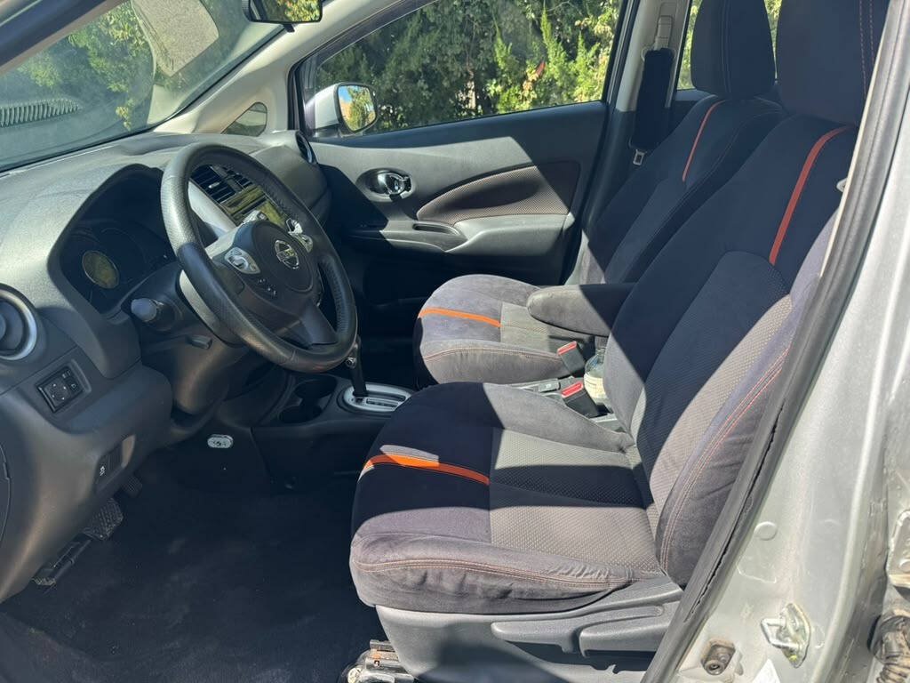 Used 2016 Nissan Versa Note SR FWD image 9