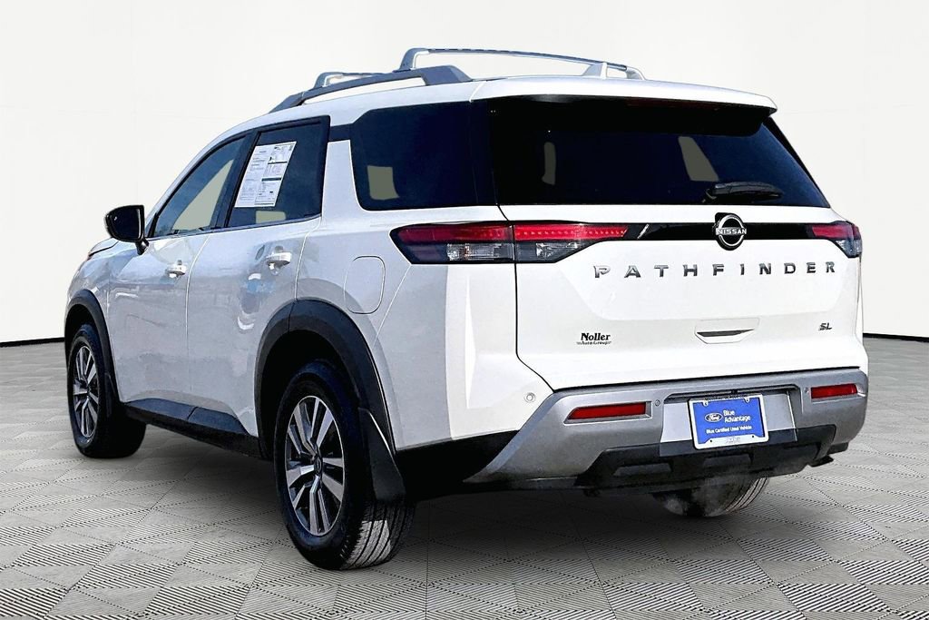 Used 2024 Nissan Pathfinder SL FWD image 13