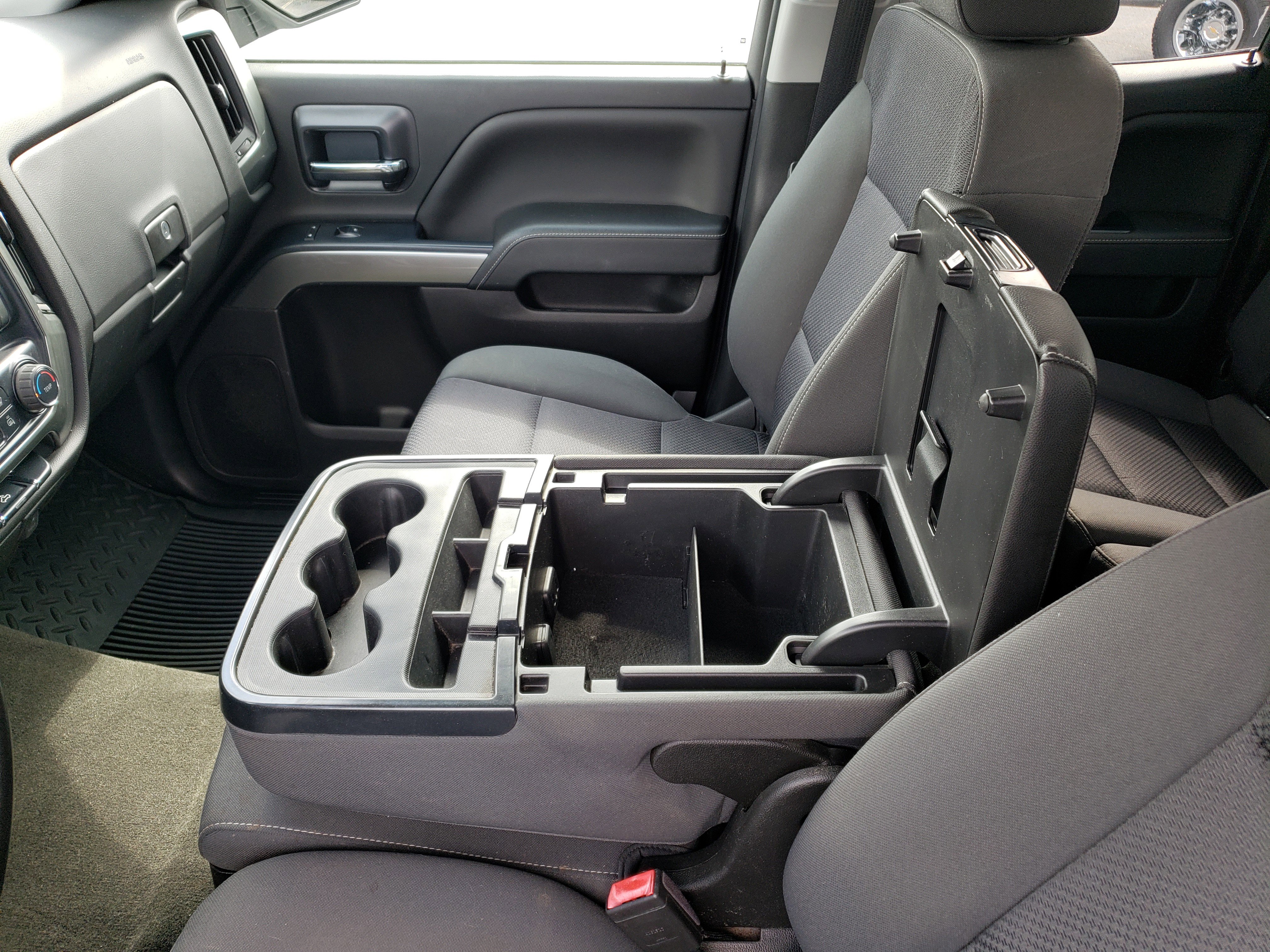 Used 2018 Chevrolet Silverado 1500 LT image 11