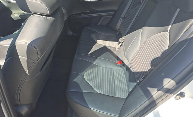 Used 2023 Toyota Camry SE FWD image 14