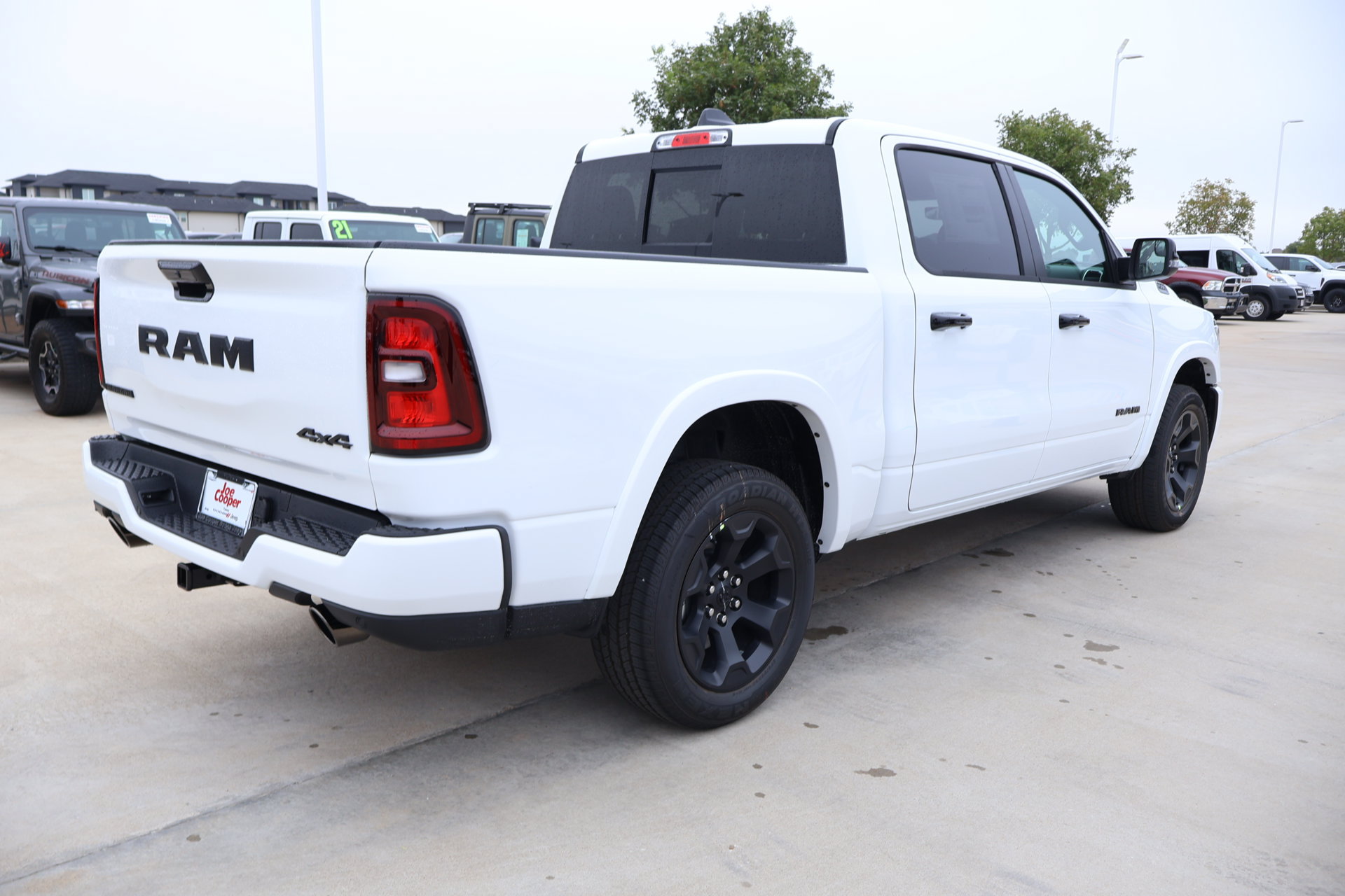 New 2027 RAM 1500 4x4 Crew Cab image 21