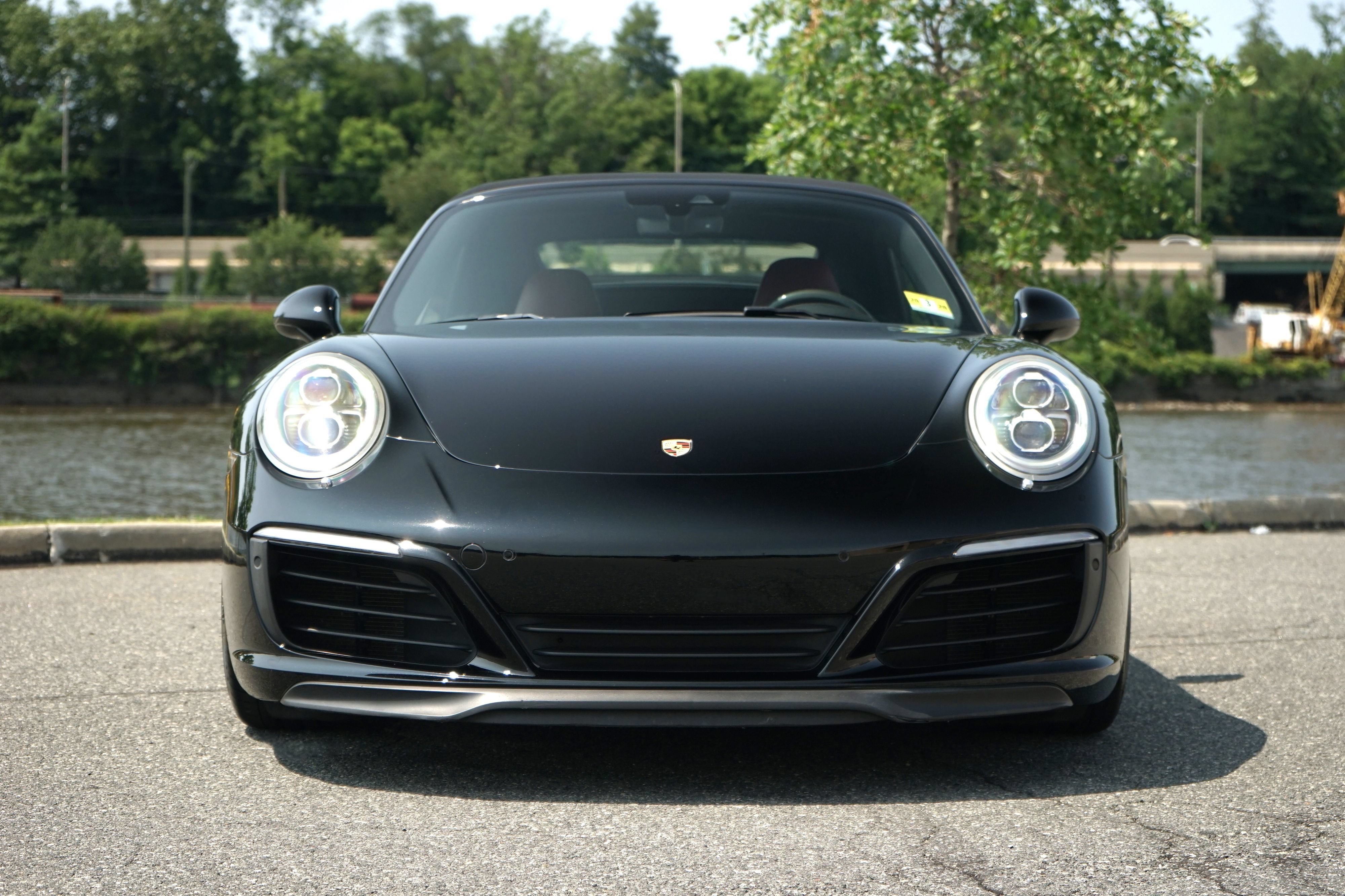 Used 2017 Porsche 911 Carrera RWD image 12