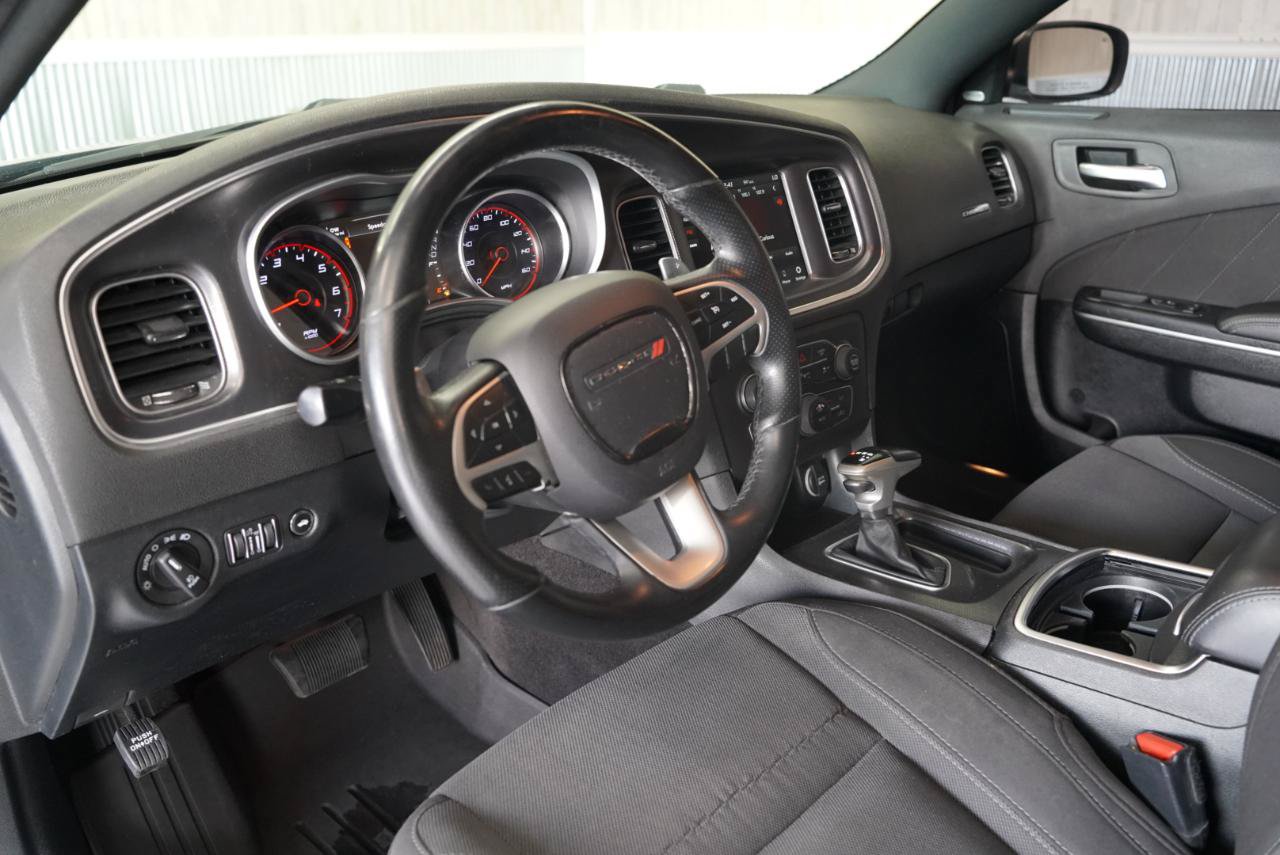 Used 2018 Dodge Charger R/T RWD image 11