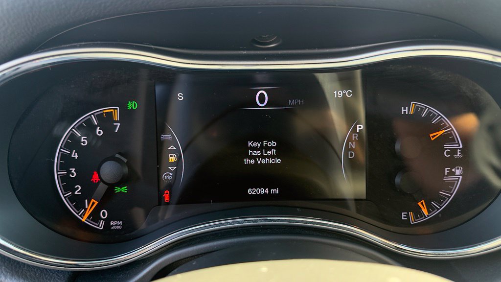 Used 2019 Jeep Grand Cherokee Altitude AWD/4WD image 22
