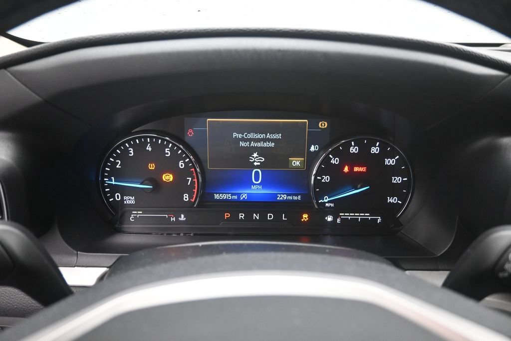 Used 2021 Ford Explorer XLT w/ Equipment Group 202A RWD image 6