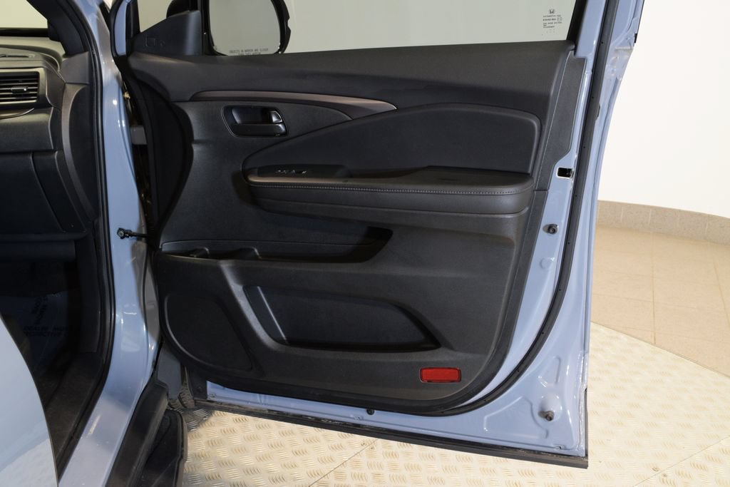 Used 2023 Honda Passport EX-L image 34