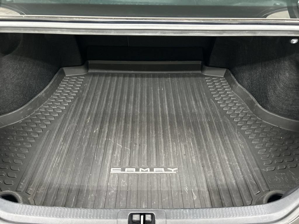 Used 2023 Toyota Camry SE FWD image 21