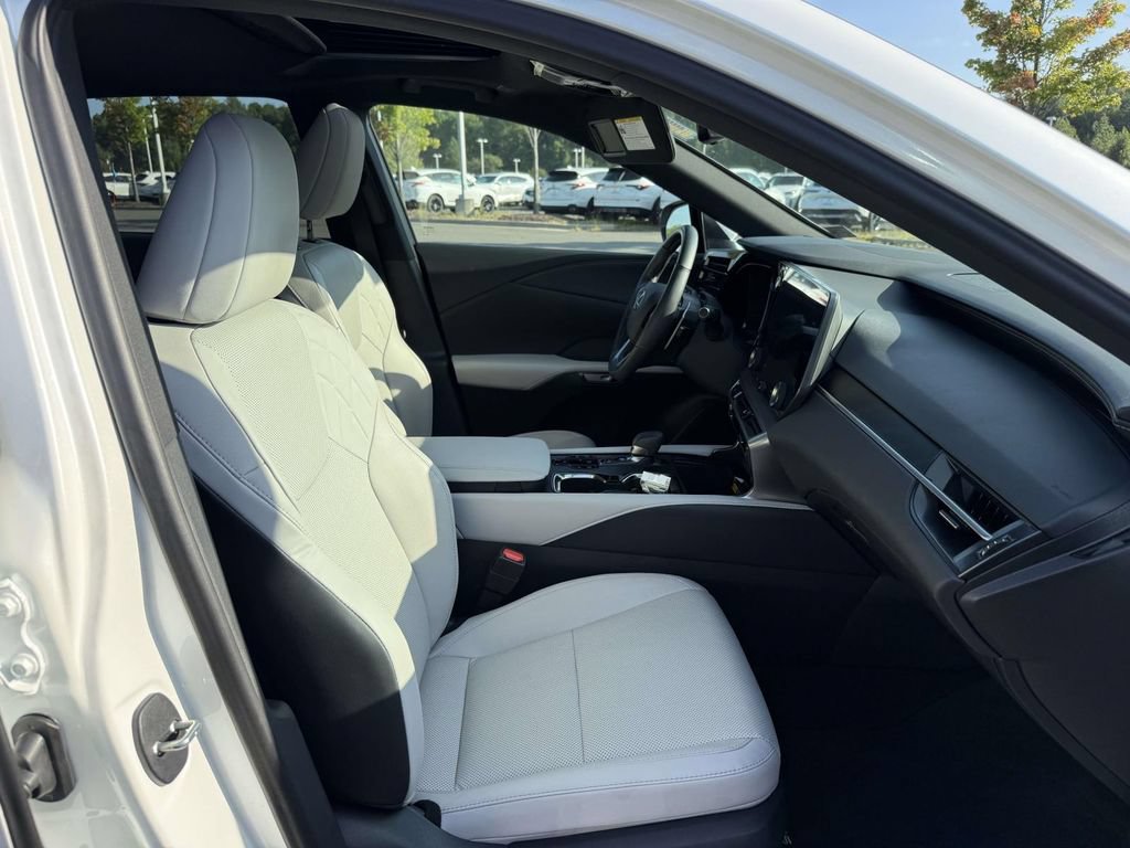Used 2025 Lexus RX 350 Premium w/ Convenience Package AWD/4WD image 15
