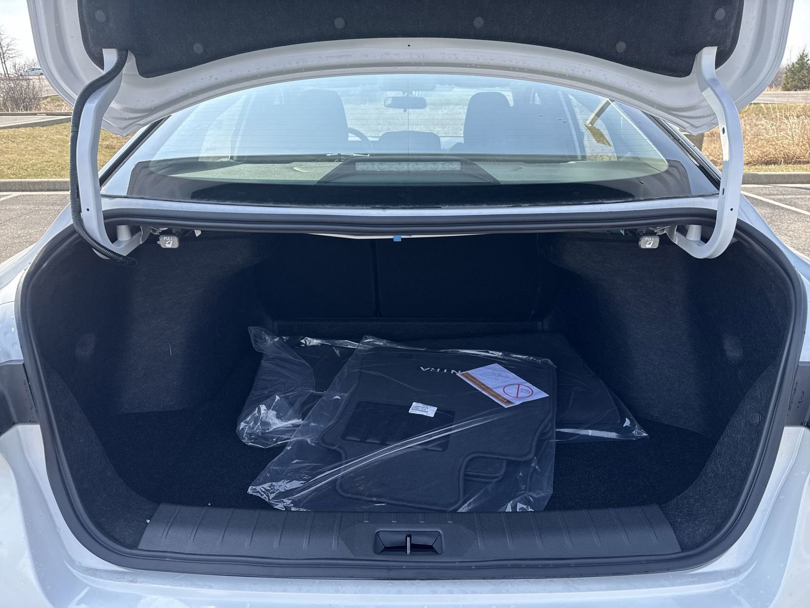 New 2026 Nissan Sentra SR w/ SR All Weather Package image 32