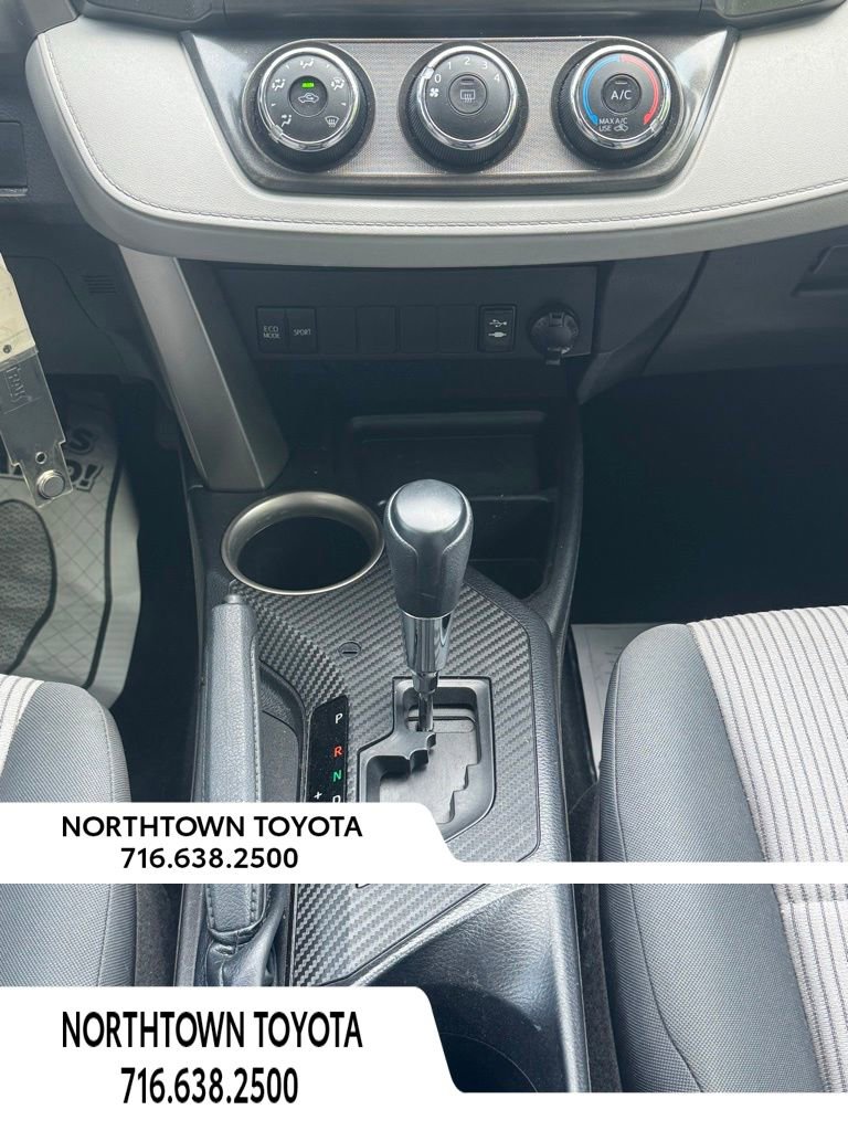 Used 2014 Toyota RAV4 LE AWD/4WD image 22