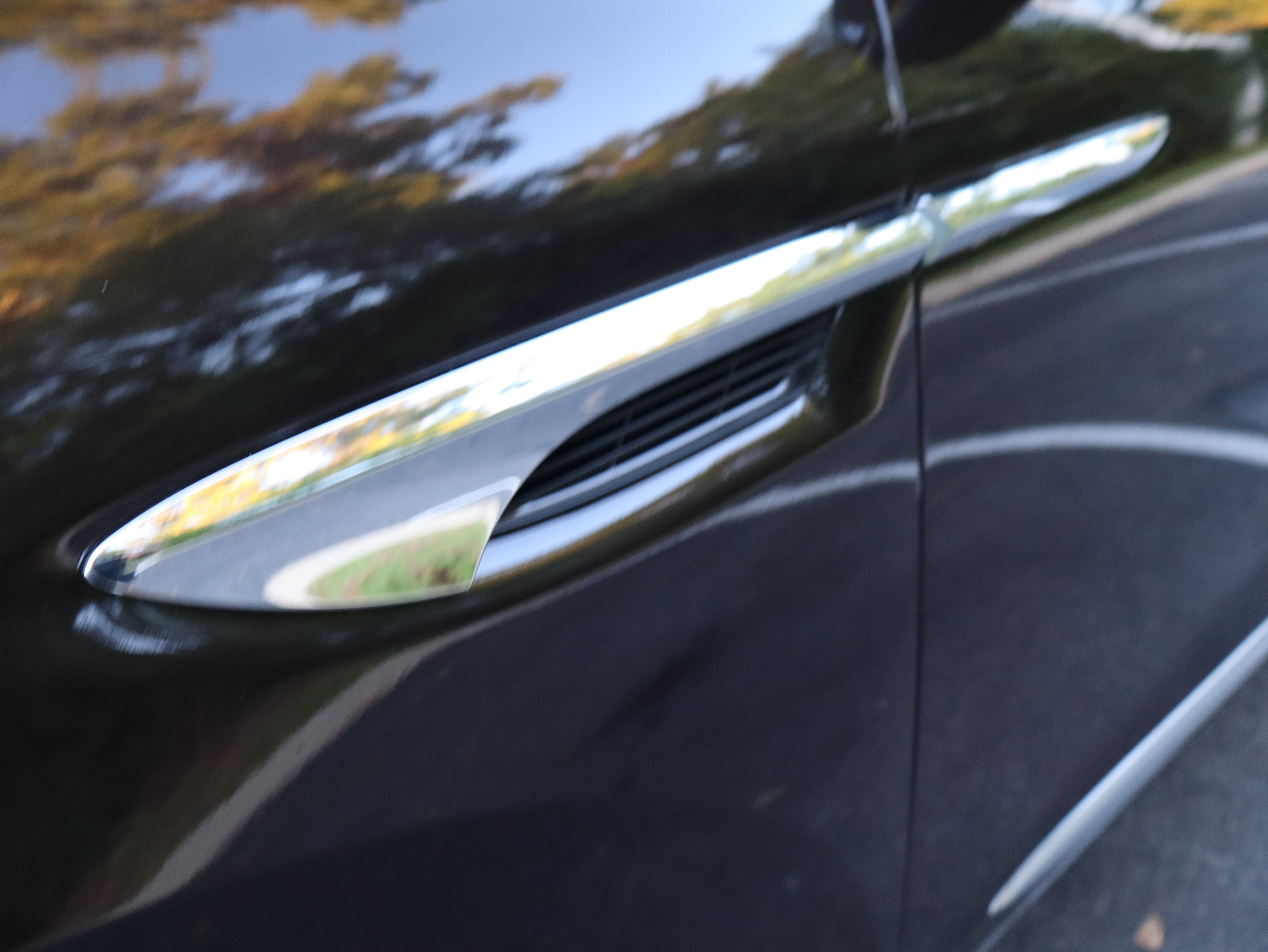 Used 2019 Buick Enclave Essence FWD image 16