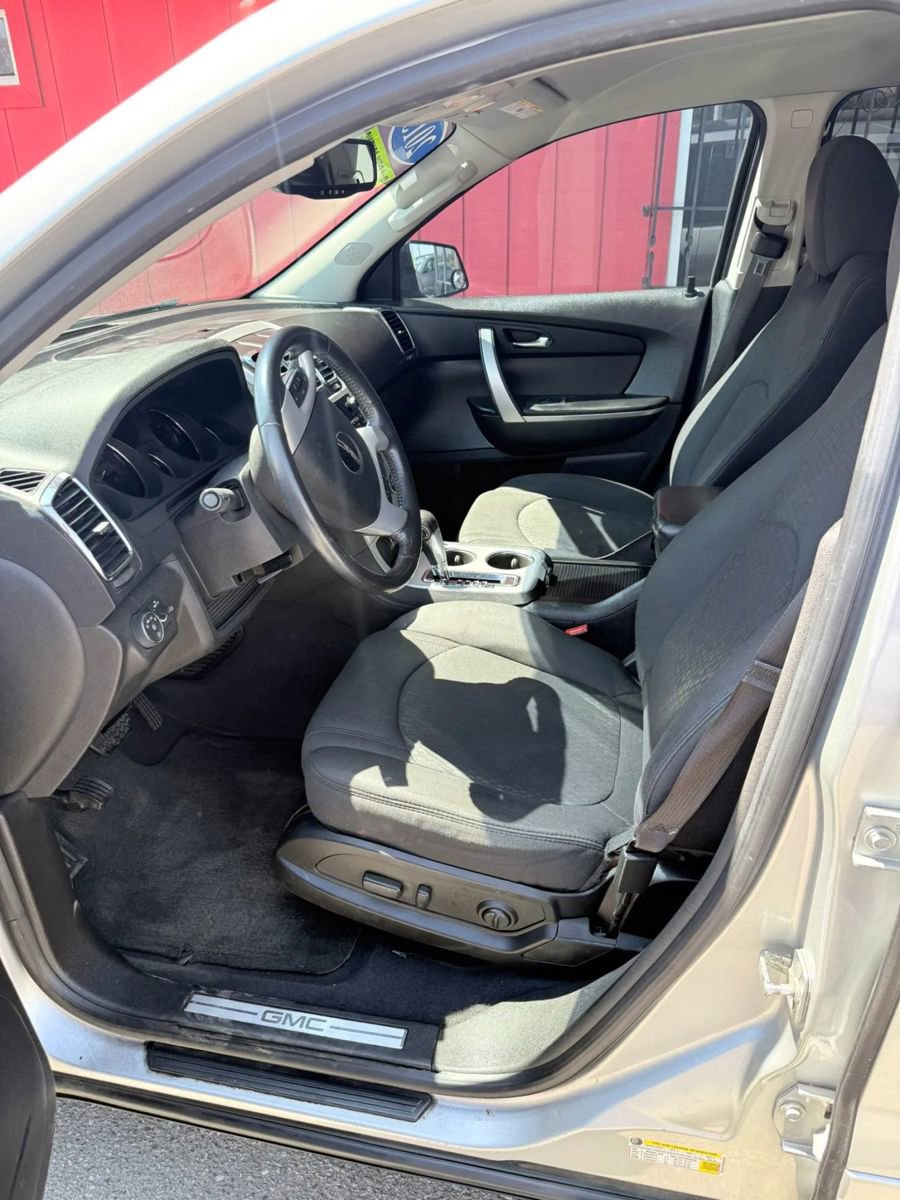 Used 2012 GMC Acadia SLE image 10