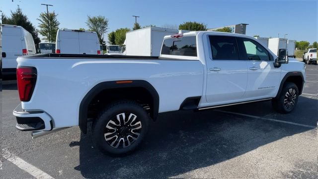 New 2026 GMC Sierra 3500 Denali Ultimate AWD/4WD image 2