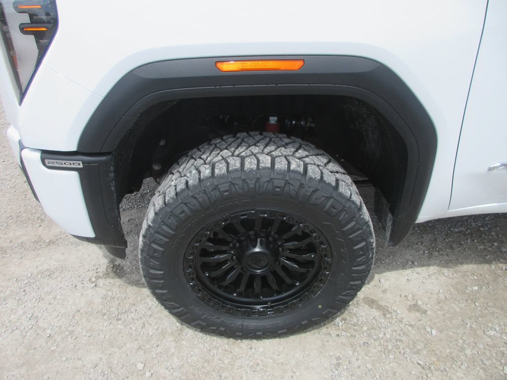 New 2026 GMC Sierra 2500 AT4 AWD/4WD image 12