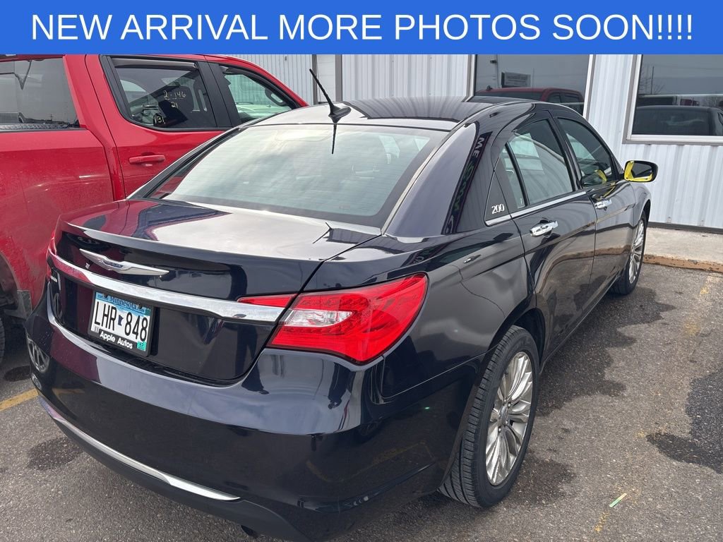 Used 2012 Chrysler 200 Limited image 7