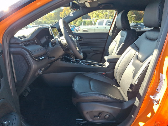 Used 2026 Jeep Compass Limited AWD/4WD image 2