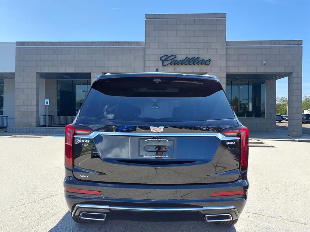 Used 2025 Cadillac XT6 Premium Luxury w/ Technology Package image 5