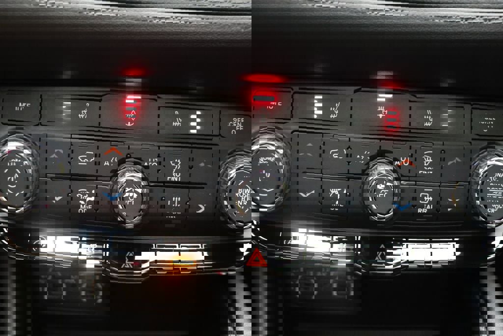 Used 2022 Dodge Durango GT image 23