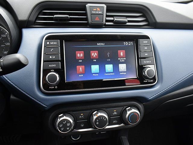 New 2025 Nissan Versa SV w/ Trunk Package FWD image 11