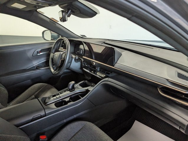 Used 2023 Toyota Crown AWD/4WD image 17