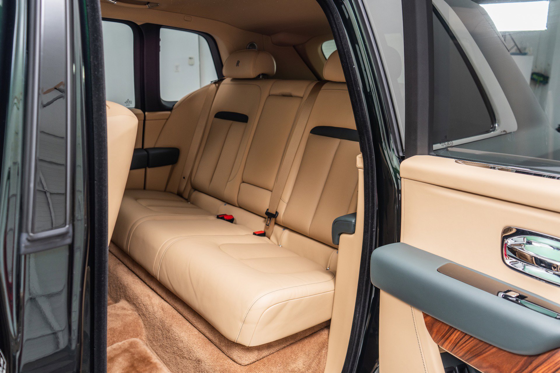 Used 2025 Rolls-Royce Cullinan -Series 2, Bespoke Audio, Star image 16