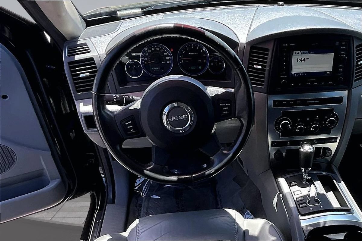 Used 2006 Jeep Grand Cherokee SRT8 w/ SRT Option Group I AWD/4WD image 8