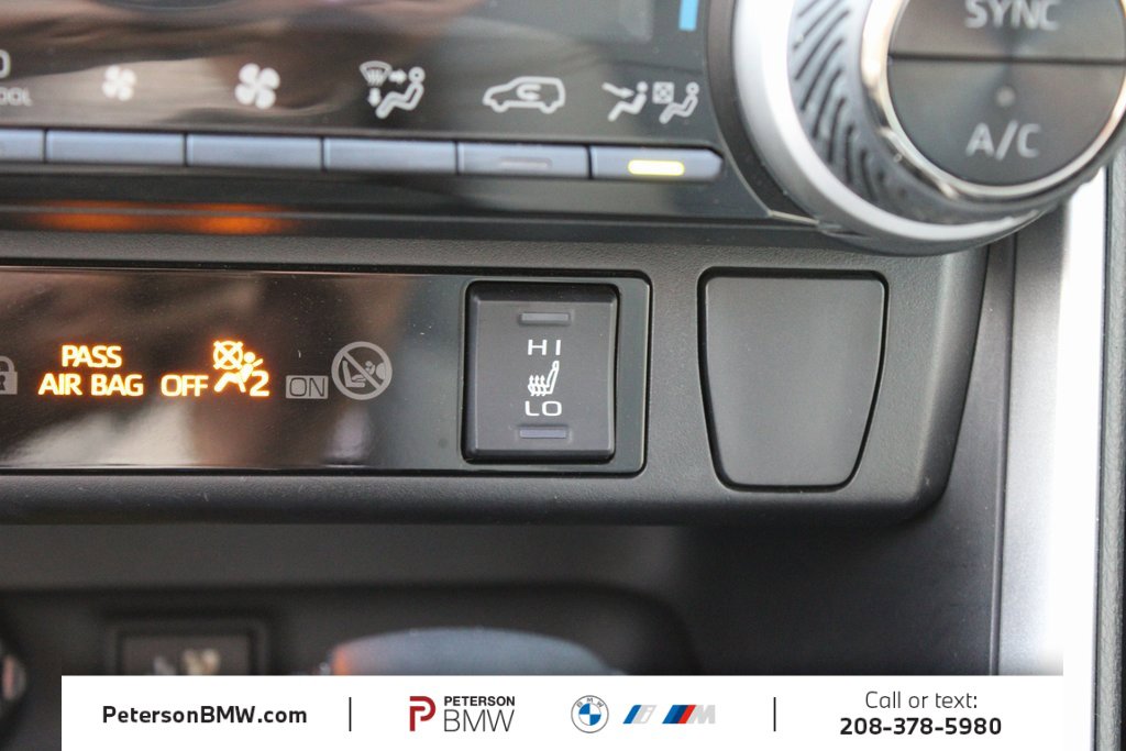 Used 2023 Toyota RAV4 XLE Premium image 25