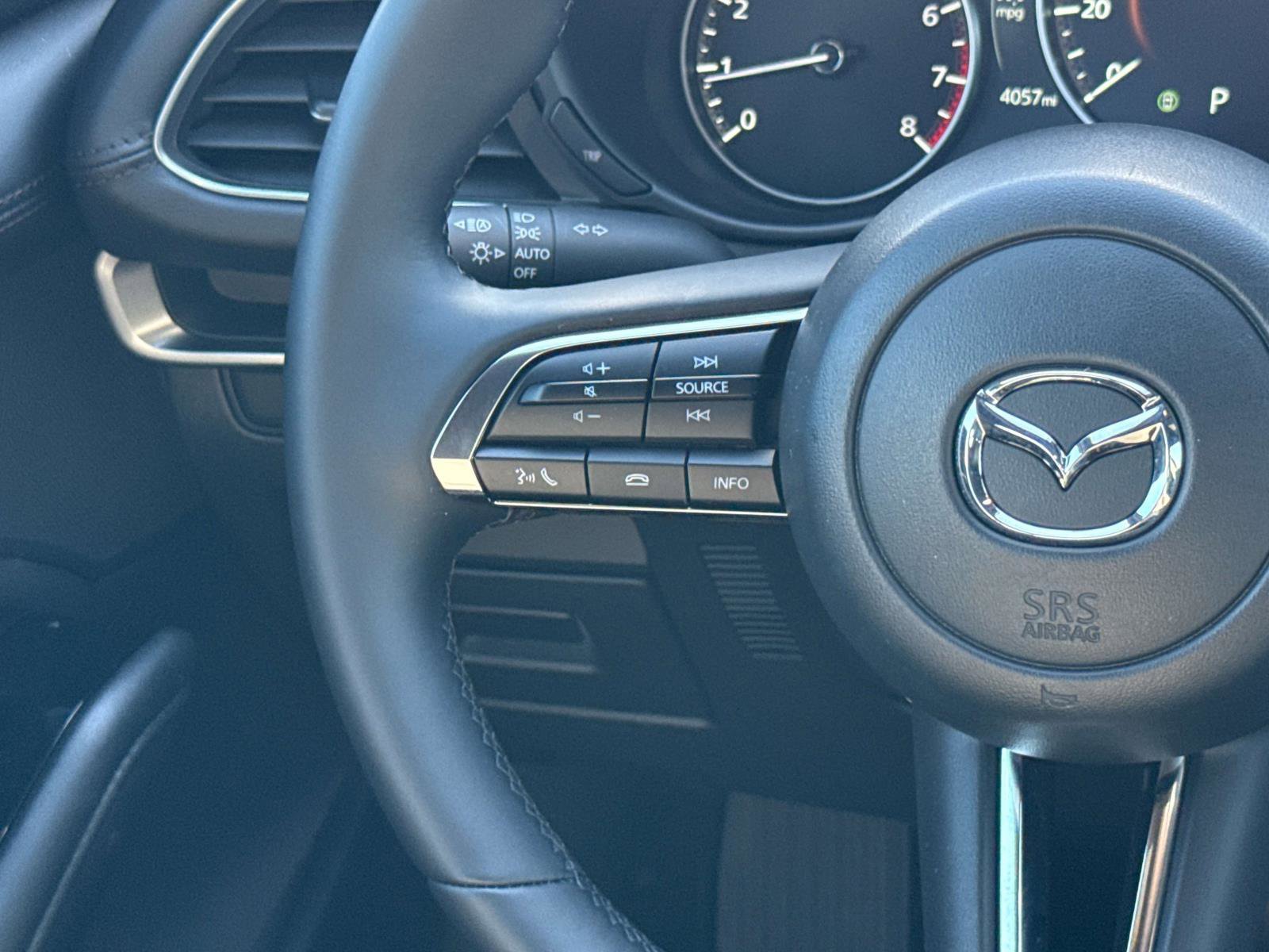 Certified 2025 MAZDA MAZDA3 s Sport image 15