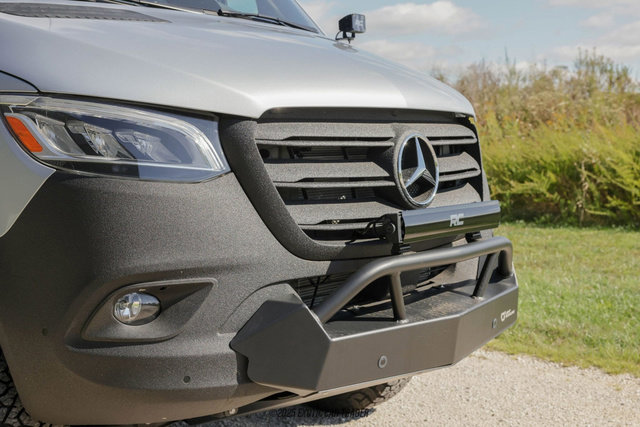 Used 2025 Mercedes-Benz Sprinter 2500 image 99