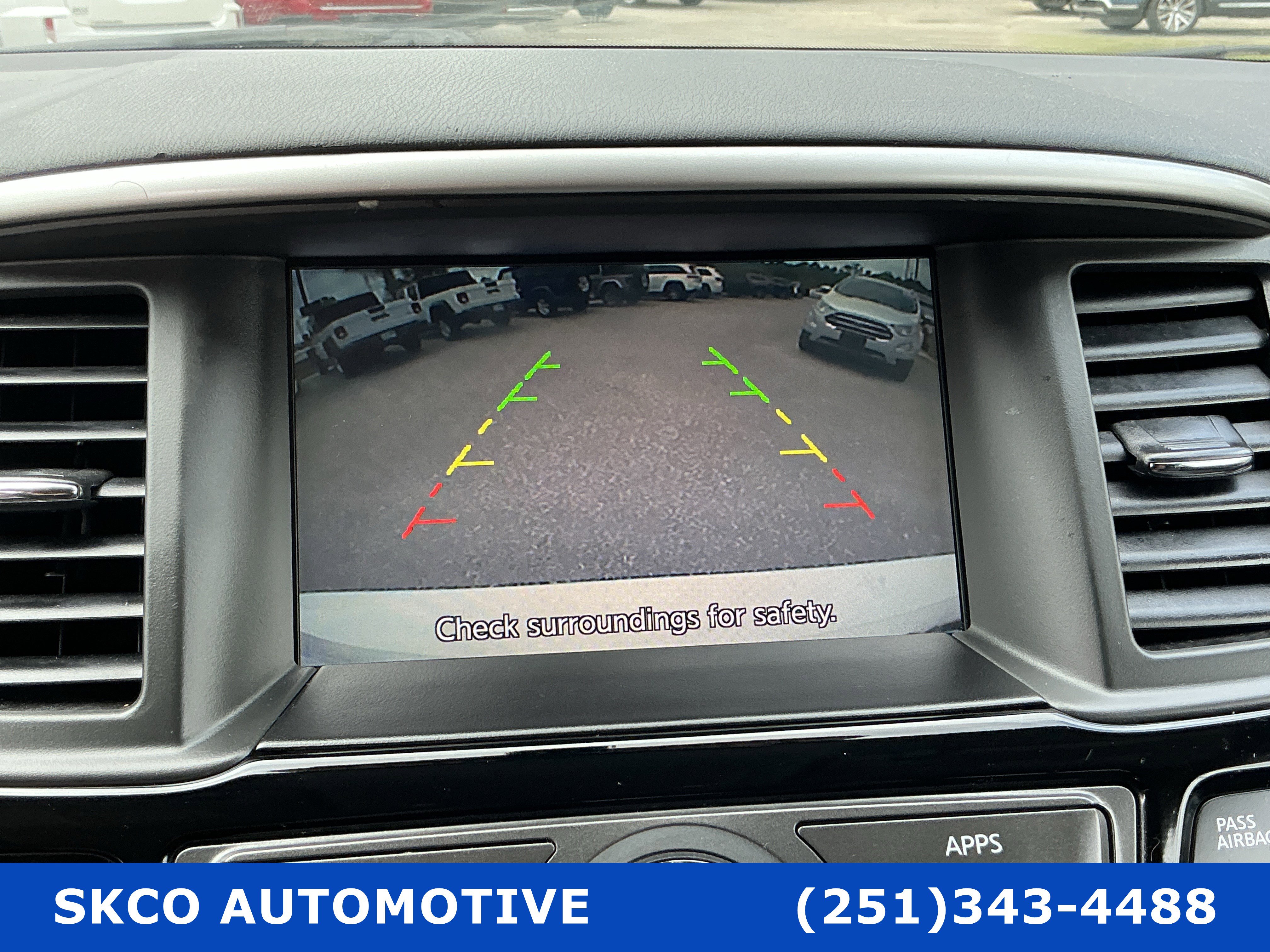 Used 2018 Nissan Pathfinder S image 17