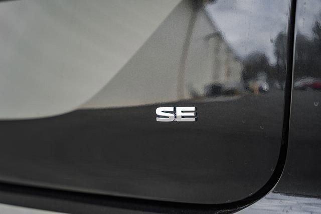 New 2025 Mitsubishi Outlander SE image 7