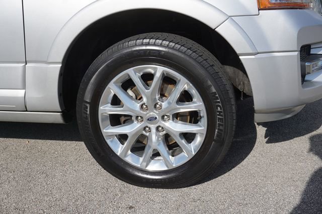 Certified 2017 Ford Expedition EL Limited w/ Equipment Group 301A AWD/4WD image 25