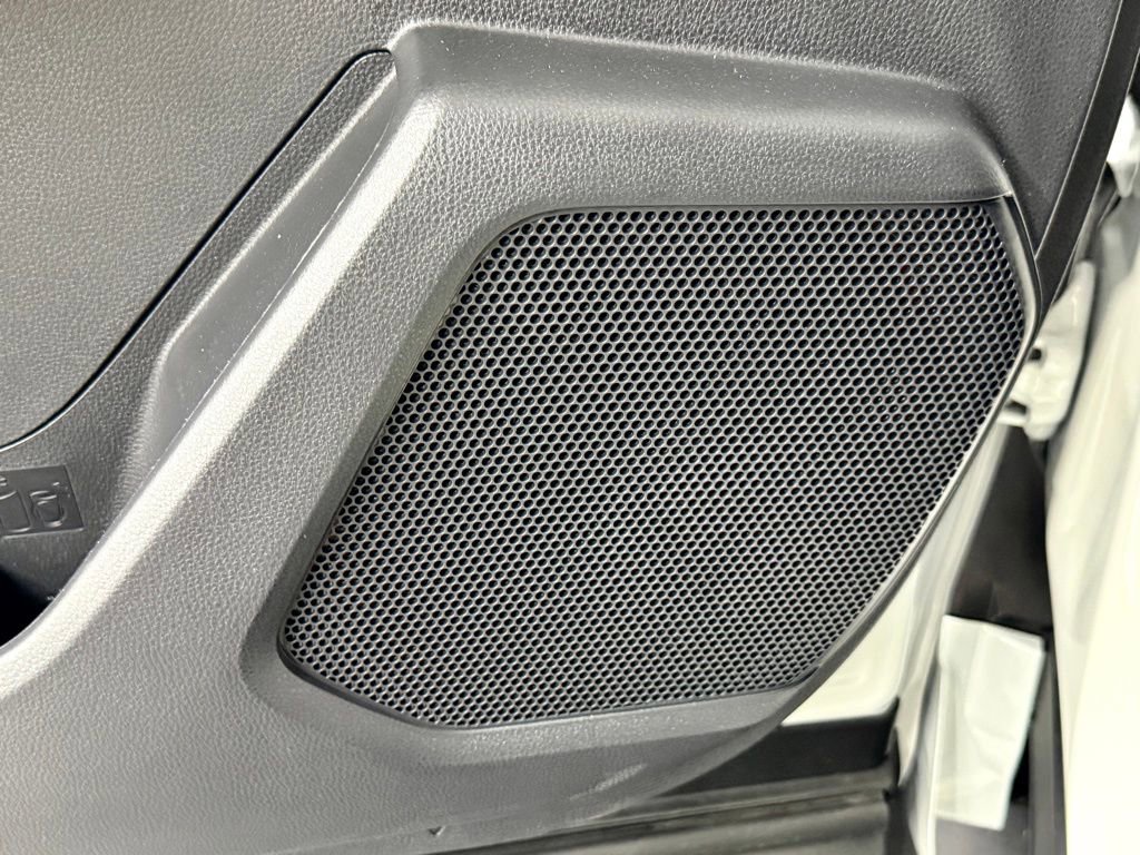 Used 2026 Toyota Highlander Platinum image 19