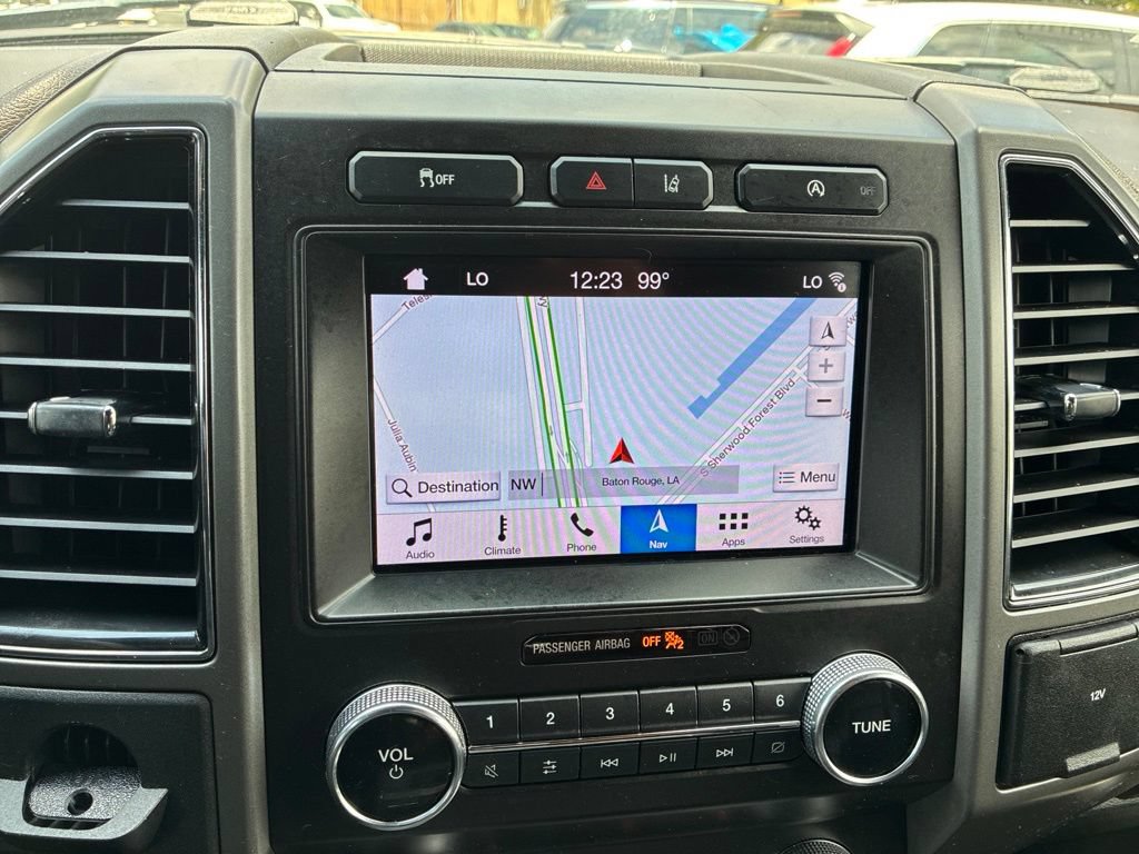 Used 2019 Ford Expedition XLT w/ Equipment Group 202A RWD image 27