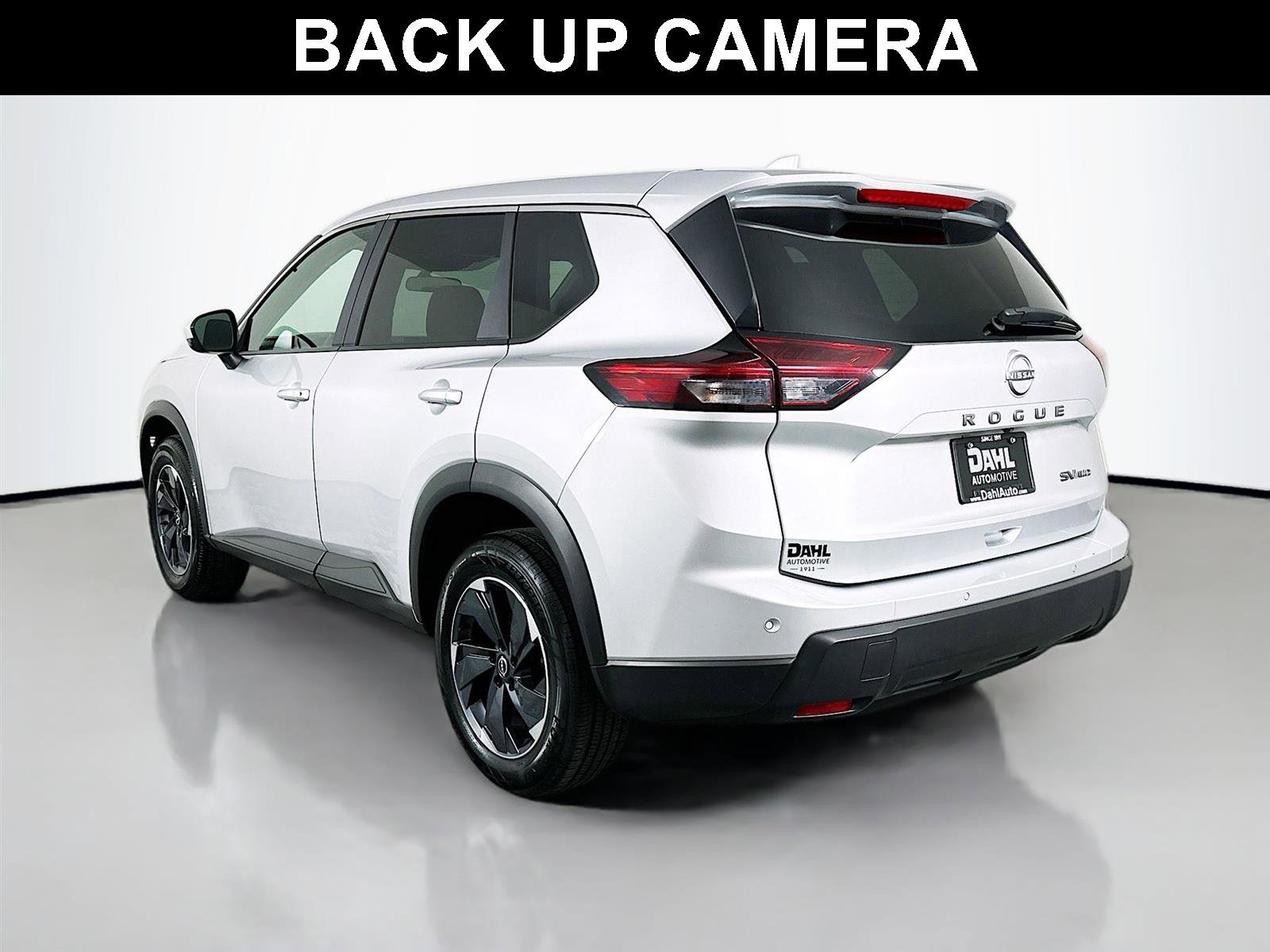 Used 2024 Nissan Rogue SV image 5