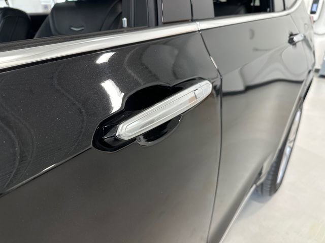 Used 2024 Cadillac XT6 Premium Luxury w/ Technology Package image 8