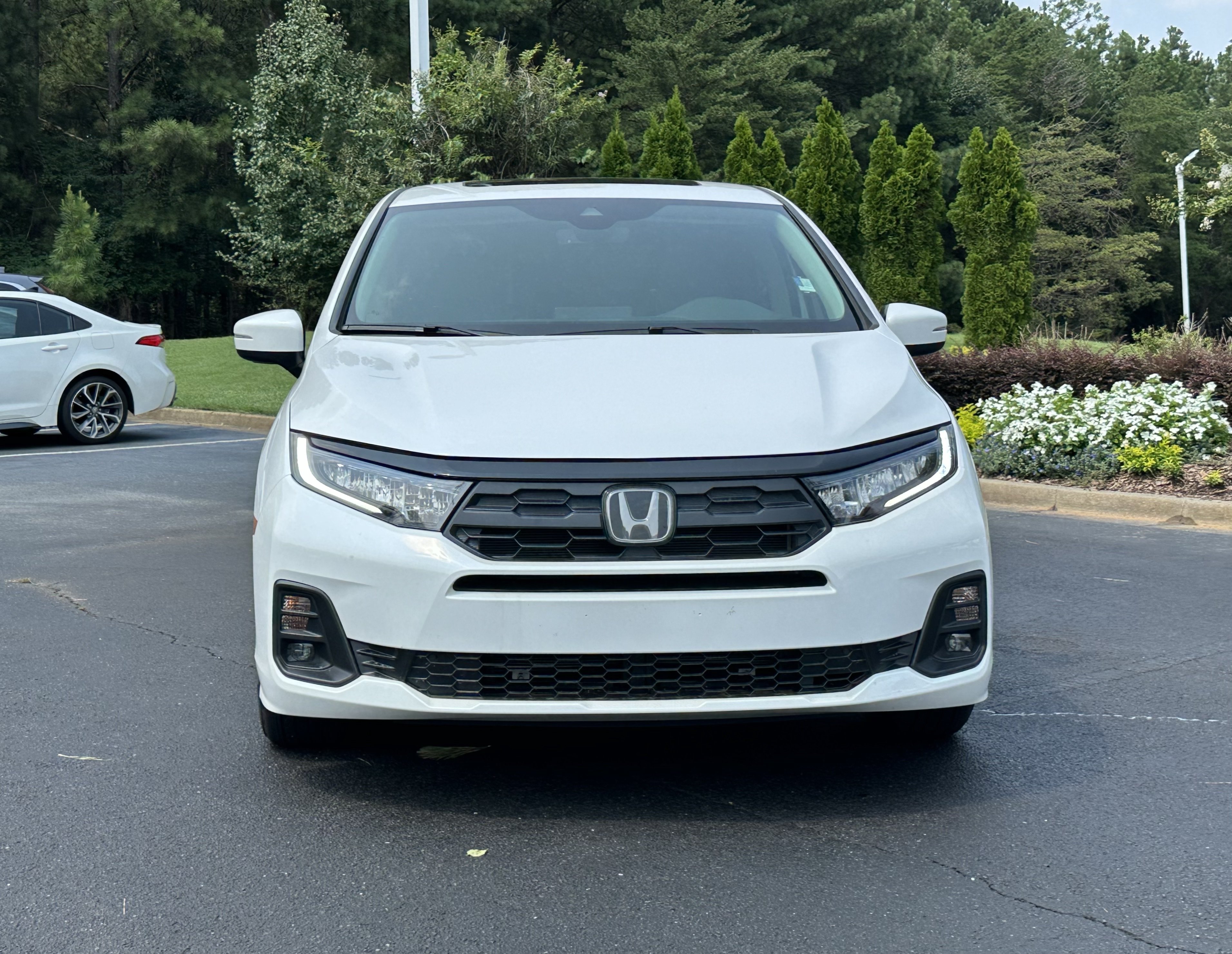 Used 2026 Honda Odyssey EX-L image 3